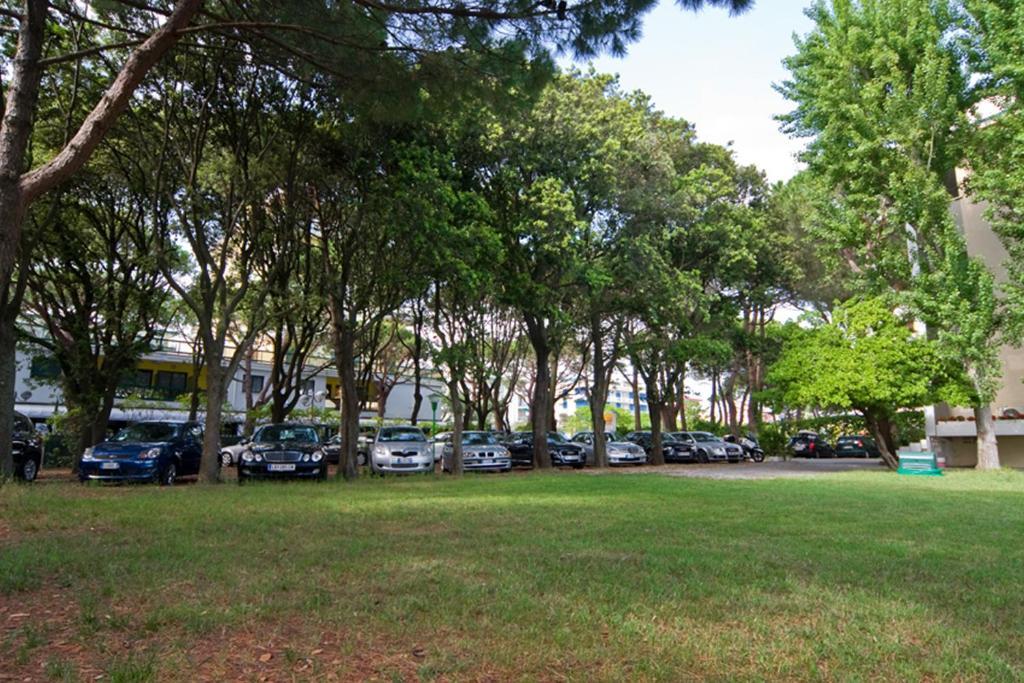 Hotel Janeiro Frontemare Lido di Jesolo Exterior photo